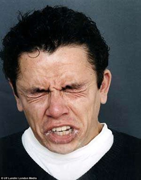 第一次打噴嚏就上手！噴嚏攝影集7