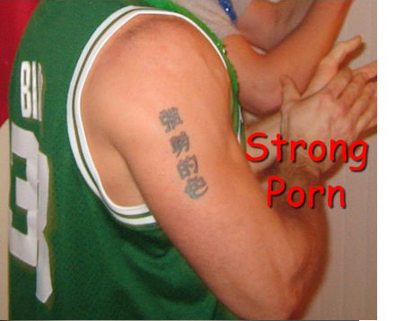 詞不達意的老外刺青1