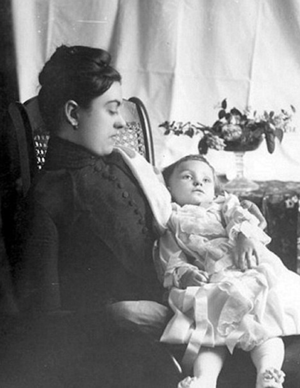 維多利亞時代的唯美屍體照4