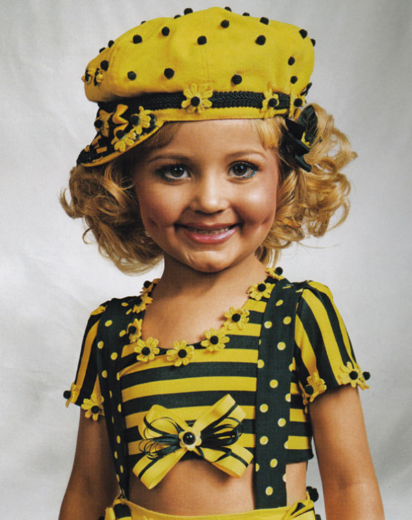 各國小孩與他們睡覺的地方35