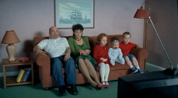 真人版辛普森家庭的片頭7