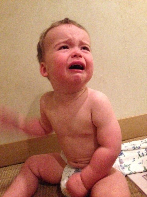 老爸用照片記錄兒子哭哭的荒唐原因12