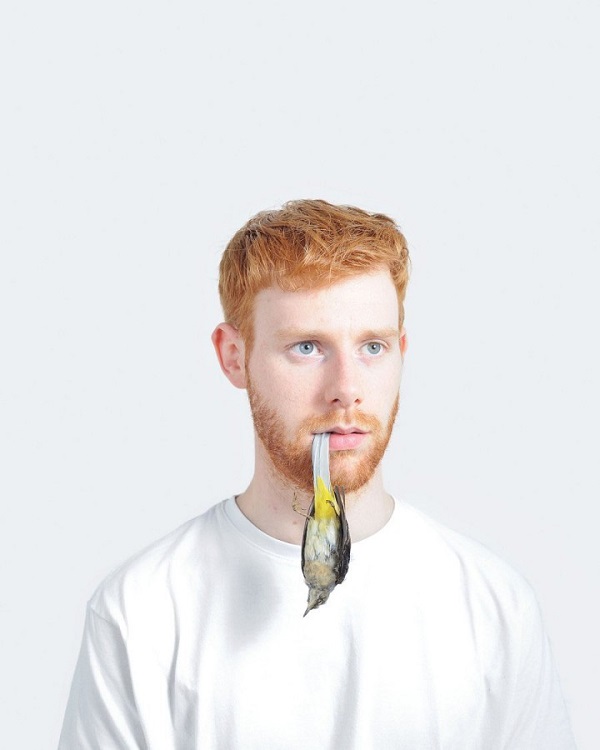 超詭異！人類咬著動物屍體攝影集2