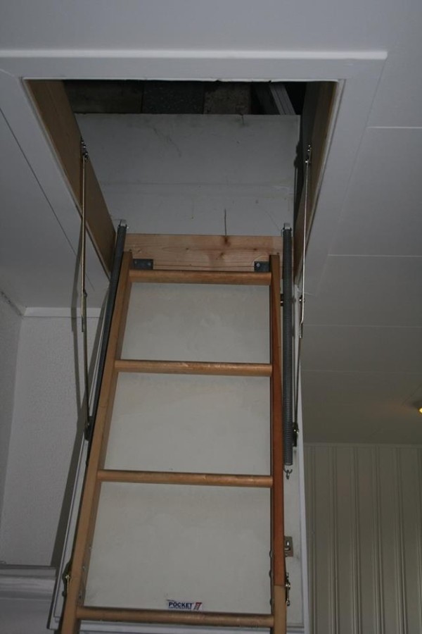 挪威學生在閣樓發現二次世界大戰秘室1