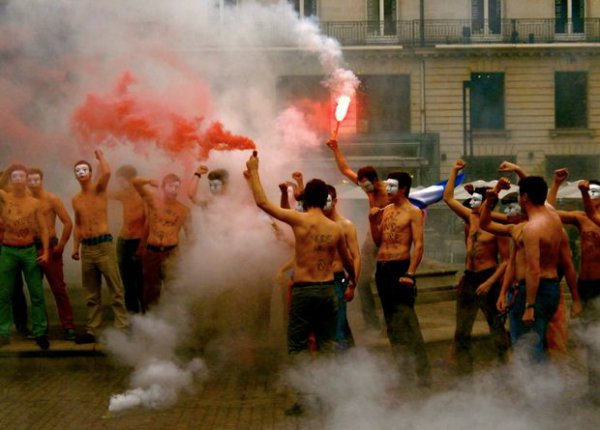 Gay到不行的法國反同性戀人士4