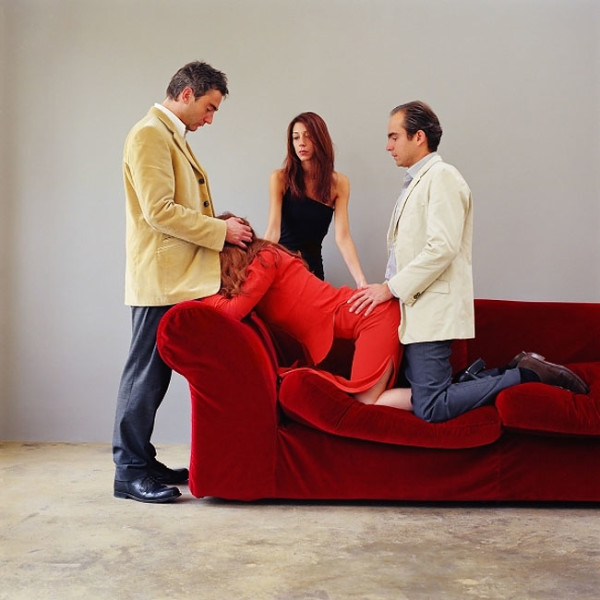 不脫衣服直接上，色情還是藝術？8