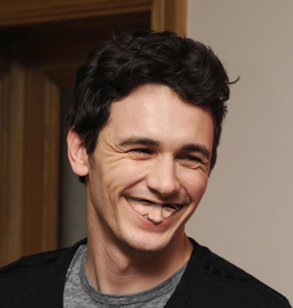 俄羅斯娃娃？躲在嘴巴裡的小一號明星5