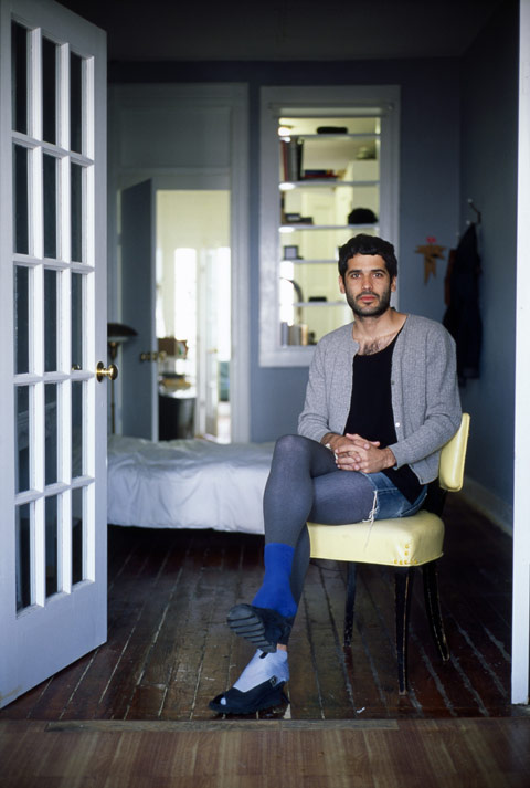 另類情趣？男朋友穿女朋友的衣服6