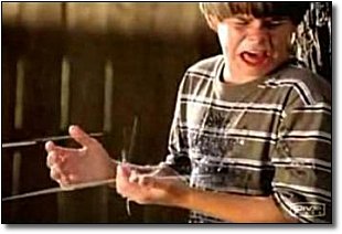 汙染兒童的邪惡玩具5